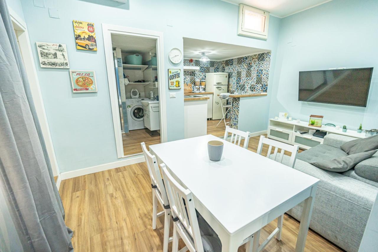 Casa Vacanze Decumano 17 Napels Buitenkant foto